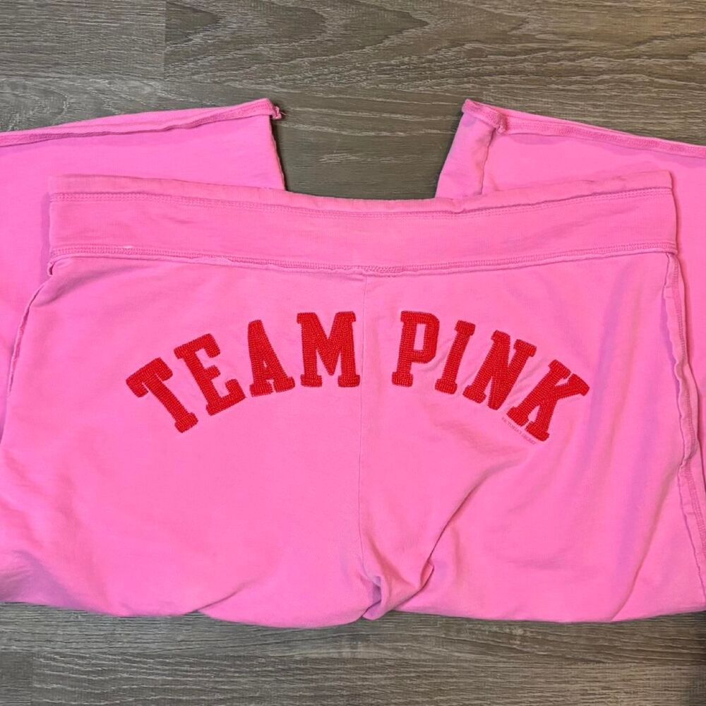 Vintage Y2K PINK Team Pink Capris Large